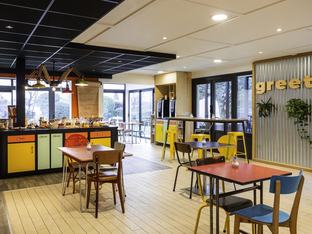 greet hôtel Angoulême Saint-Yrieix-sur-Charente Ngoại thất bức ảnh